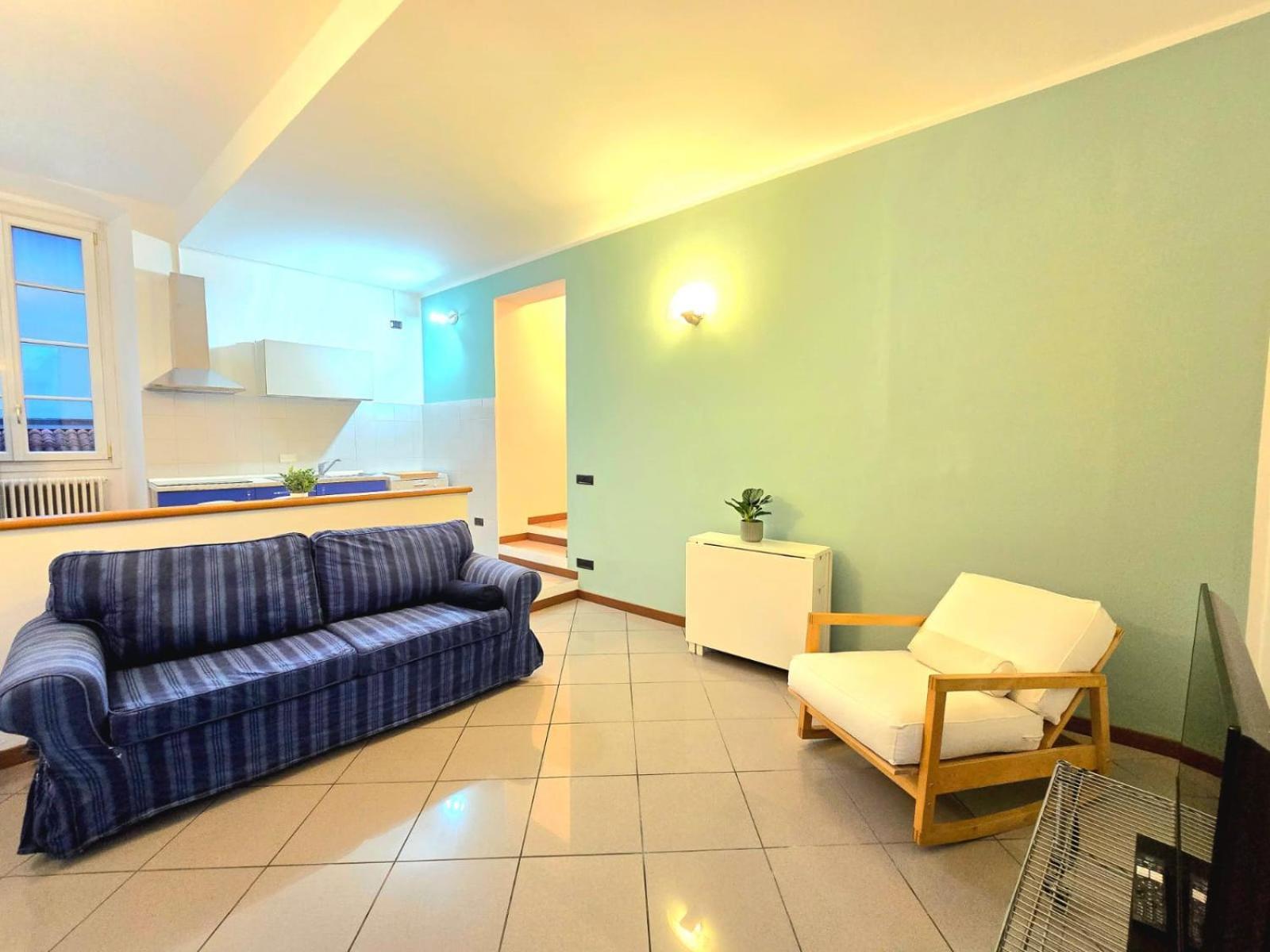 Apartment Russomanno 6 *